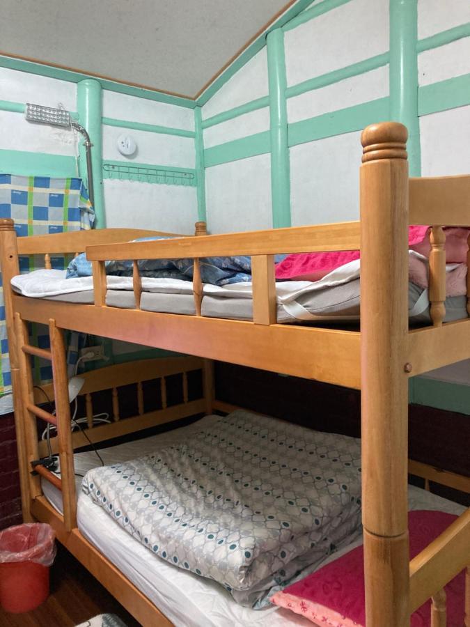 老老街 誠君民宿 فنتشيهو المظهر الخارجي الصورة